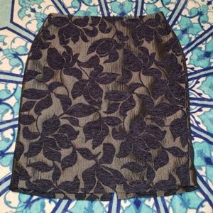 3/$20 Ann Taylor Blue Gray Floral Pencil Skirt